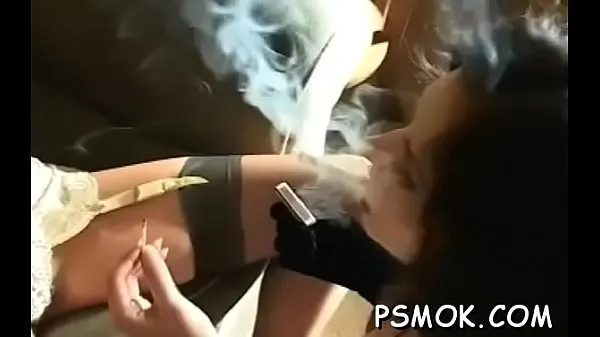 Grote Smoking scene with busty honey megaclips