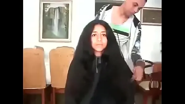 مقاطع كبيرة A Moroccan girl shaved her long hair ضخمة