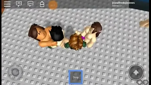 Suuret Whore Discovers the World of Sex On Roblox megaleikkeet