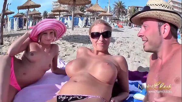 큰 German sex vacationer fucks everything in front of the camera 메가 클립