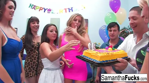 Veliki Samantha celebrates her birthday with a wild crazy orgy mega posnetki