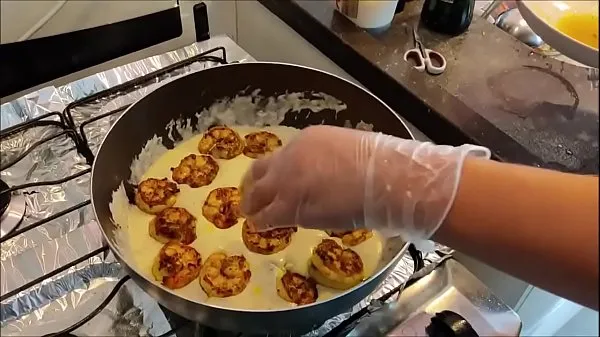 Big Shrimp in cheese sauce mega Clips