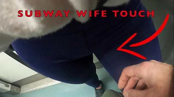 Store My Wife Let Older Unknown Man to Touch her Pussy Lips Over her Spandex Leggings in Subway mega klip