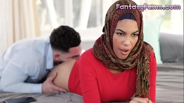 مقاطع كبيرة Fucking Muslim Converted Stepsister With Her Hijab On - Maya Farrell, Peter Green - Family Strokes ضخمة