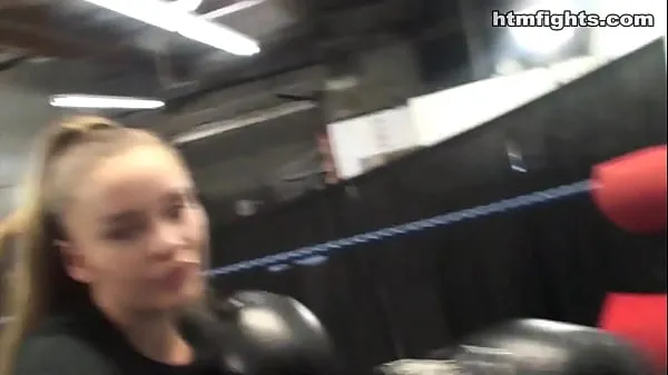 Store New Boxing Women Fight at HTM mega klip