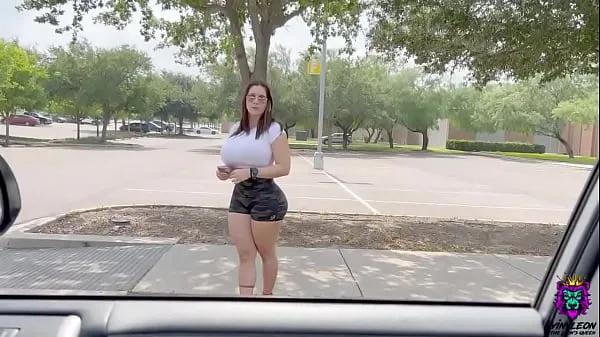 คลิปใหญ่ Chubby latina with big boobs got into the car and offered sex deutsch คลิปใหญ่