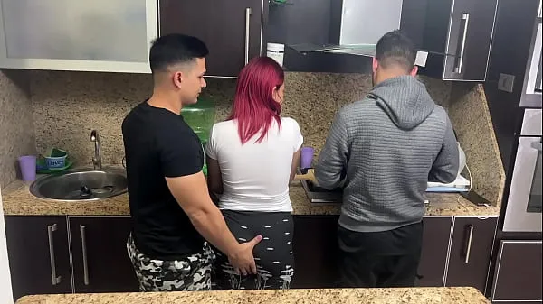 Büyük My Husband's Friend Grabs My Ass When I'm Cooking Next To My Husband Who Doesn't Know That His Friend Treats Me Like A Slut NTR mega Klip
